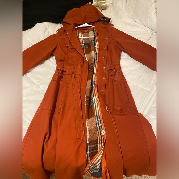 Knee-length vintage Rain Coat - Picture 1 of 3